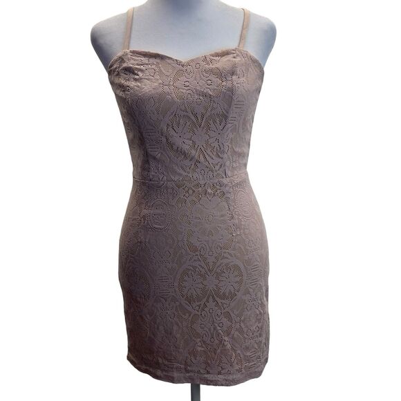 Dress the Population Dresses & Skirts - Dress‎ the Population Leanne Pink Lace Mini Dress Women Size Small New w/o Tags